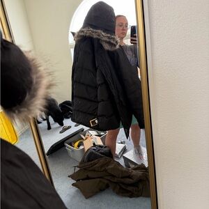 The North Face Black Quilted Puffer Jacket with Logo Patch